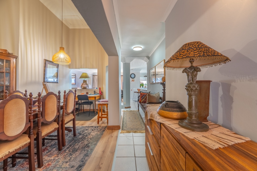 7 Bedroom Property for Sale in Wavecrest Eastern Cape